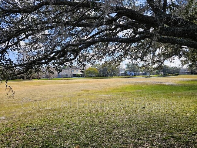 Building Photo - 19317 Seacove Dr