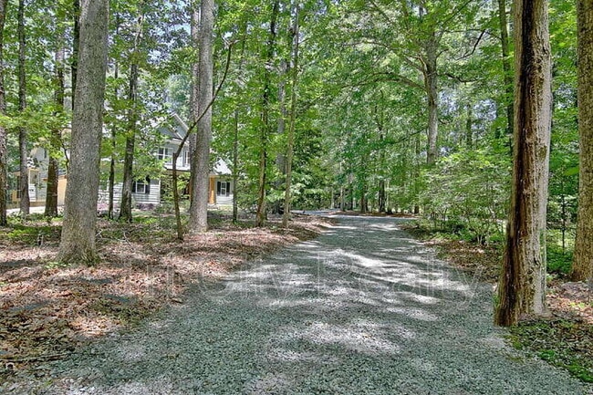 Building Photo - 175 Ridgeway Ct