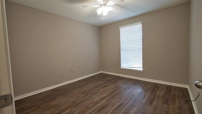 Building Photo - 21322 Cimarron Pkwy