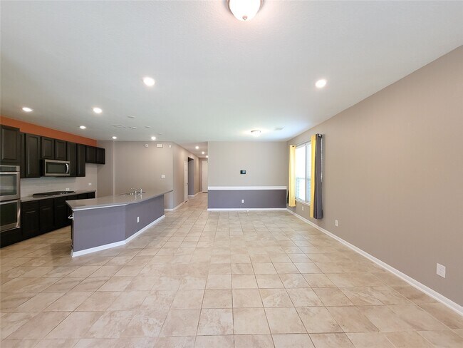 Building Photo - 14202 Persimmon Woods Dr