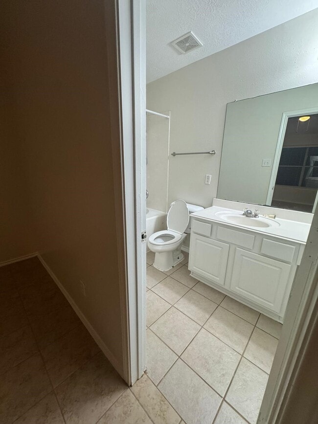 Building Photo - 4714 Garden Meadow Dr