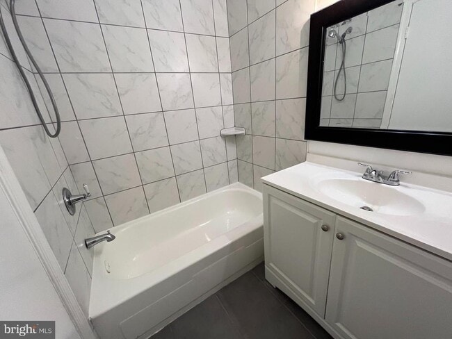 Building Photo - 3 Prairie Rose Ln