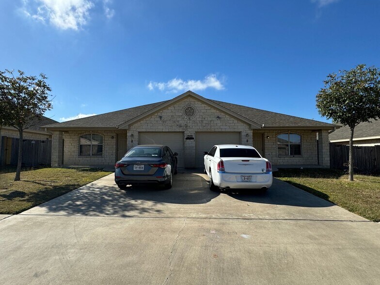 Primary Photo - 1300 Powder River Dr