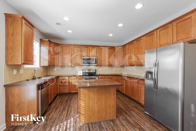 Building Photo - 3014 Oconee Ln