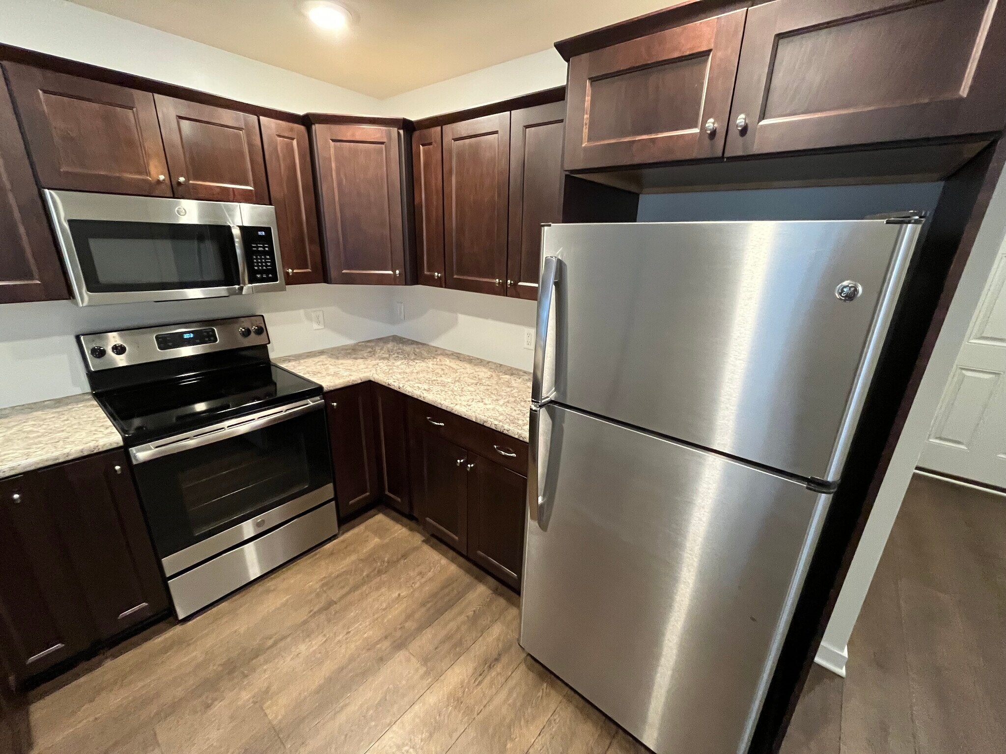 Building Photo - 3637 Andover Ln