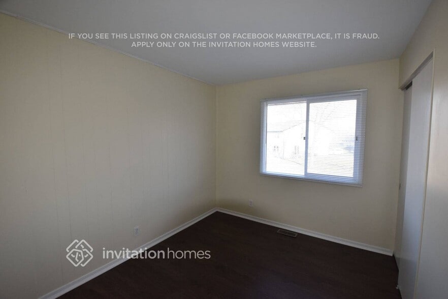 Building Photo - 1307 Foxcroft Dr