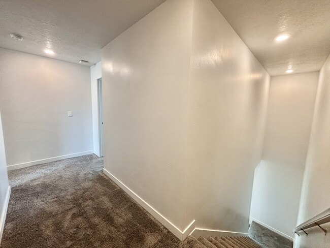 Building Photo - 1508 W Sparta Way
