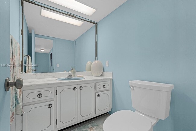 Building Photo - 4280 Galt Ocean Dr