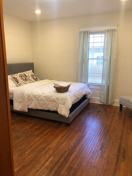 Bedroom 1 (Queen Bed) - 604 Tremont St