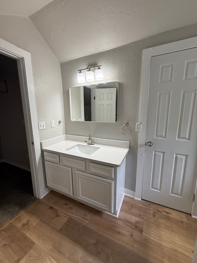 Building Photo - Remodeled Charmer in the Urban Core – Fres...