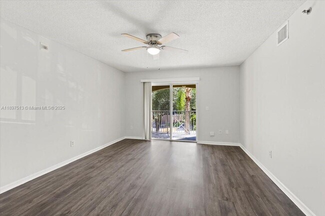 Building Photo - 5520 NW 61st St