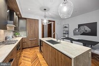 Building Photo - 300 International Drive