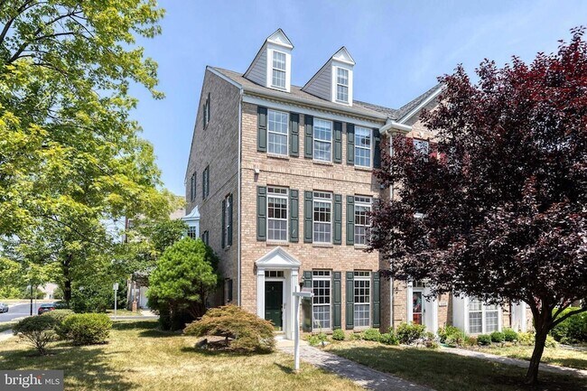 Building Photo - 1503 Martock Ln