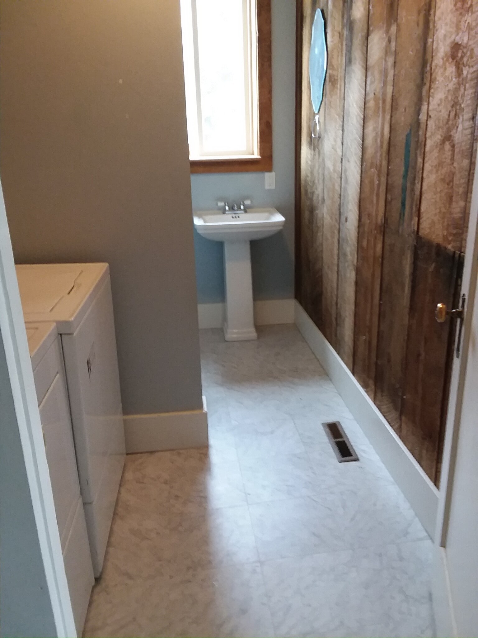 Half Bathroom/Laundry Room - 215 N Emmett Ave