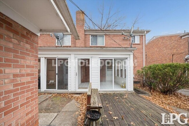 Building Photo - 3860 Sheffield Ct