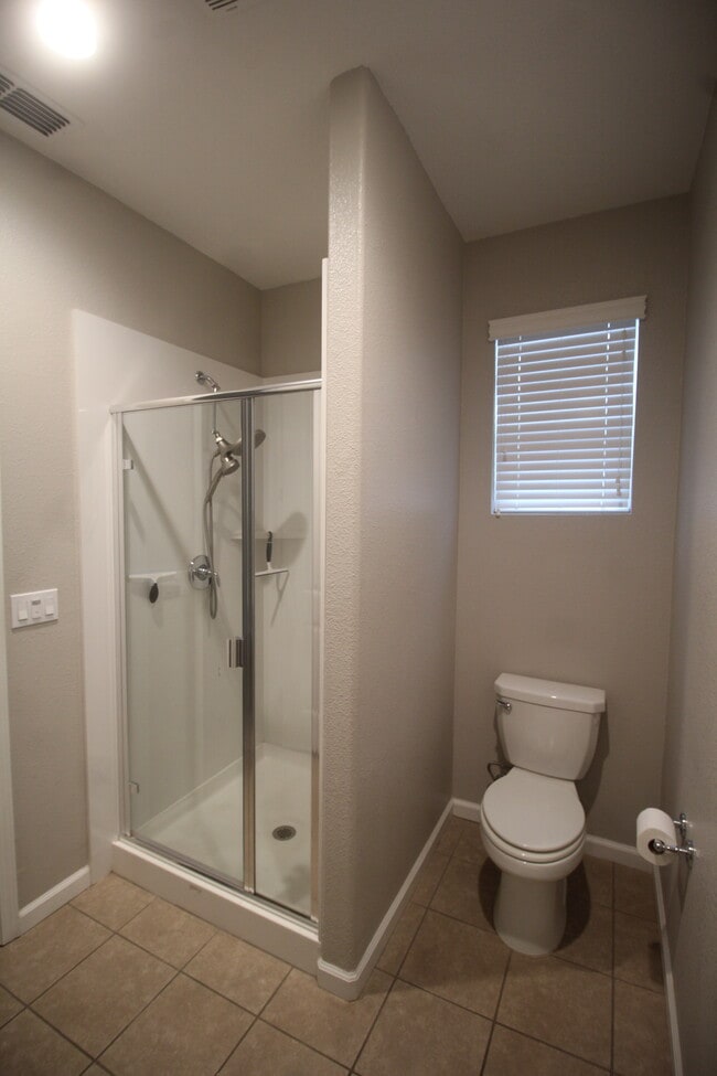 Building Photo - 3304 Sloat Run