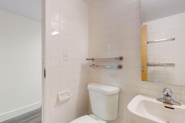 Floorplan - 1400 E. 57th Street