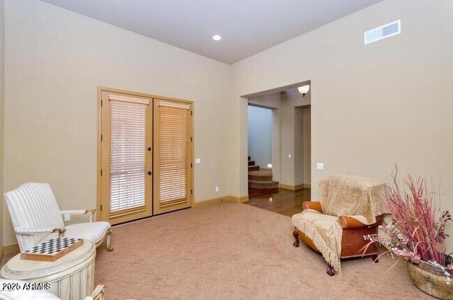 Building Photo - 4842 E Firestone Dr