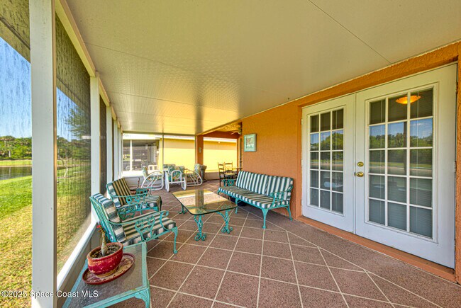 Building Photo - 571 Priscilla Pl