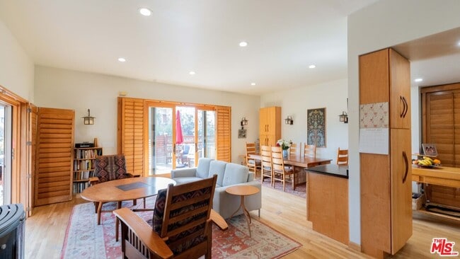 Building Photo - 2512 Grand Canal