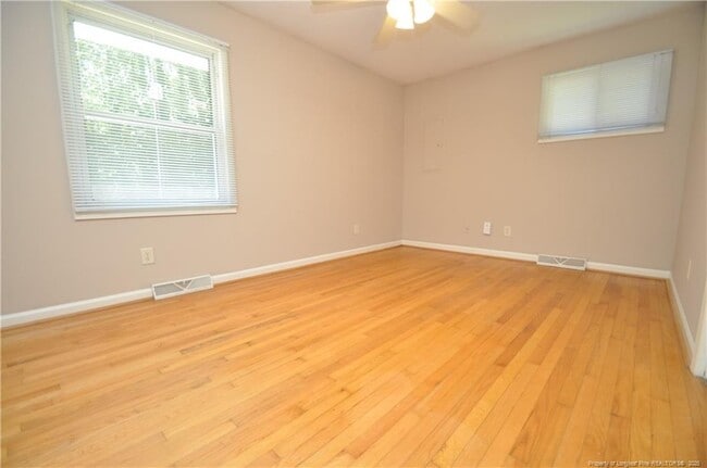 Building Photo - 6112 Deerwood Pl