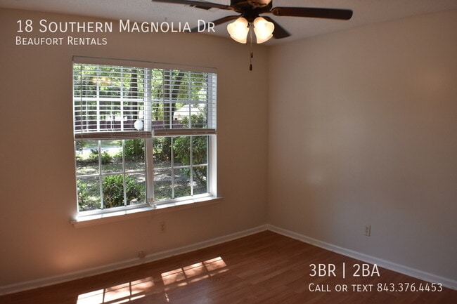 Building Photo - 18 Southern Magnolia Dr