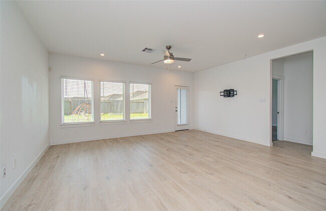 Building Photo - 3106 Langley Bnd Ln