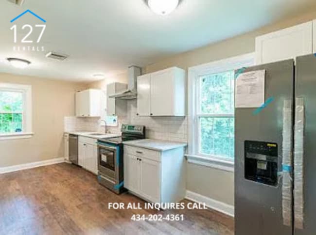 Building Photo - Spacious 2-Bedroom in the Heart of Lynchburg