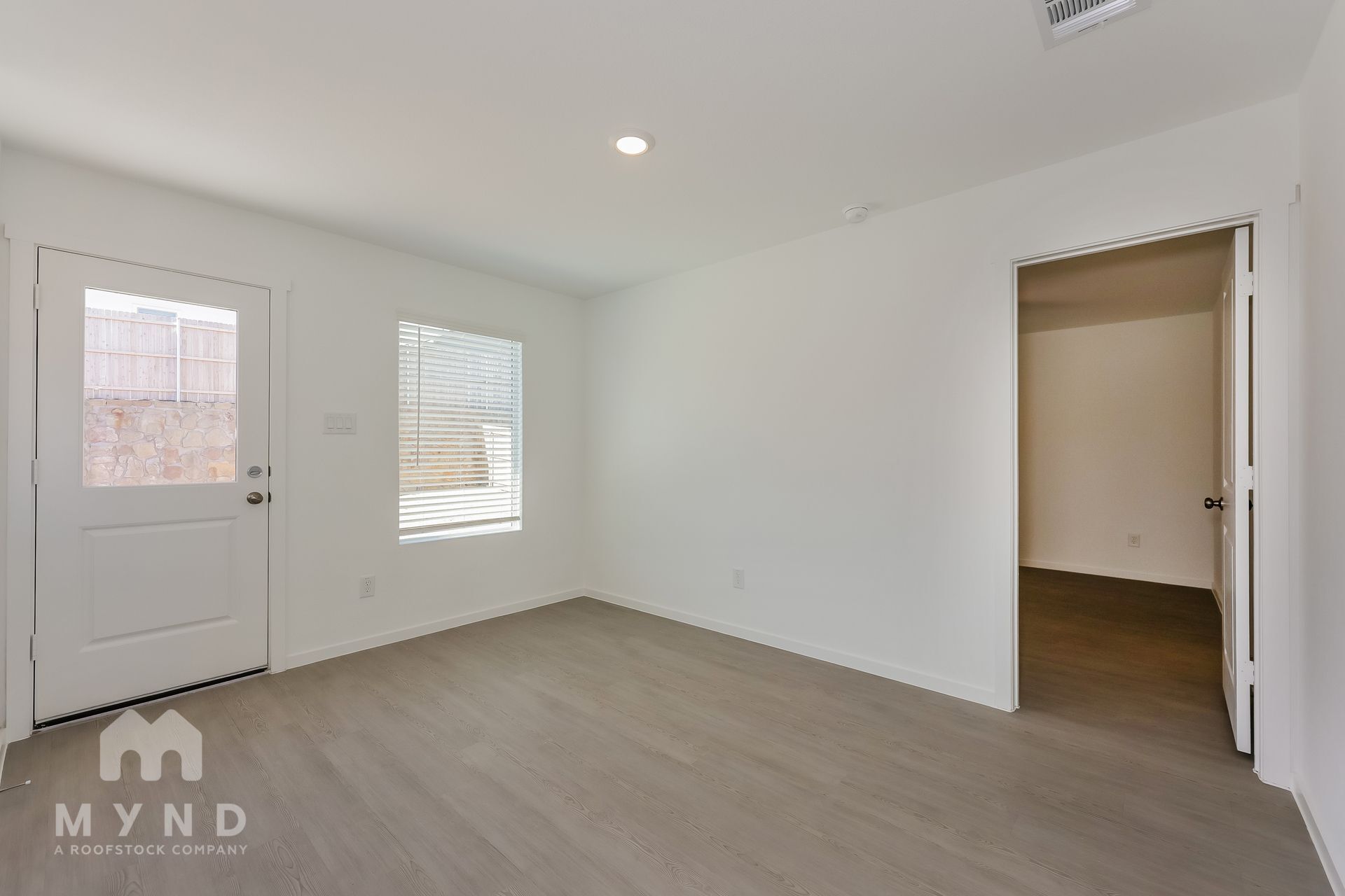 Building Photo - 2756 Ctr Crk Ln