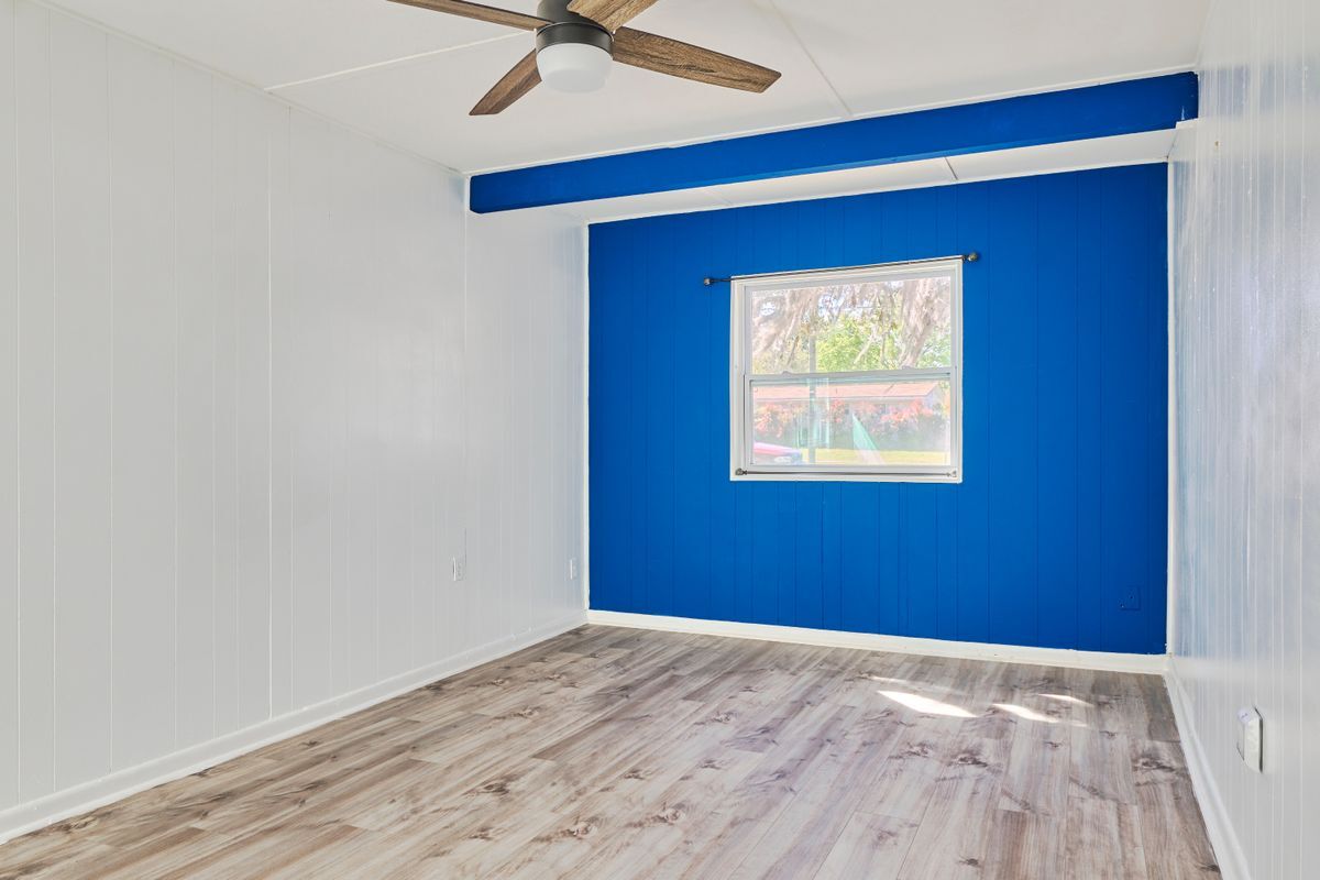 Building Photo - 395 Arora Blvd