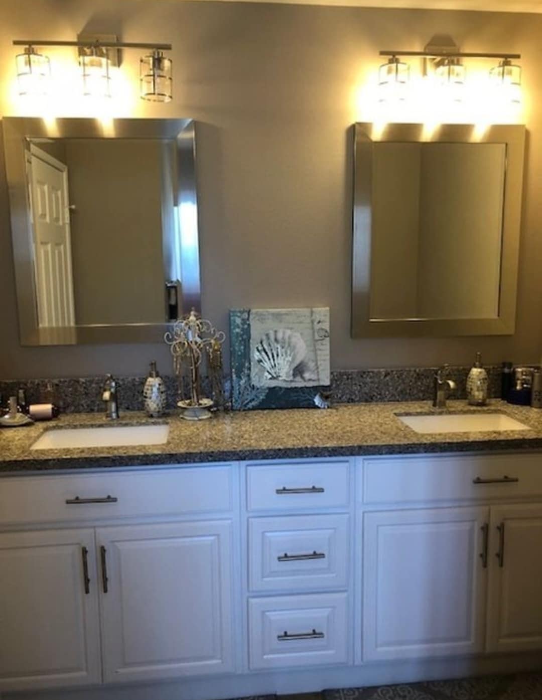 Building Photo - 1279 Calle Bonita