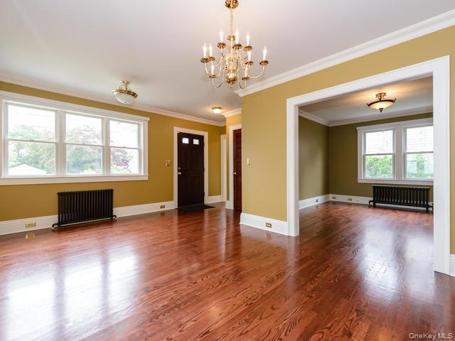 Building Photo - 35 Birch St