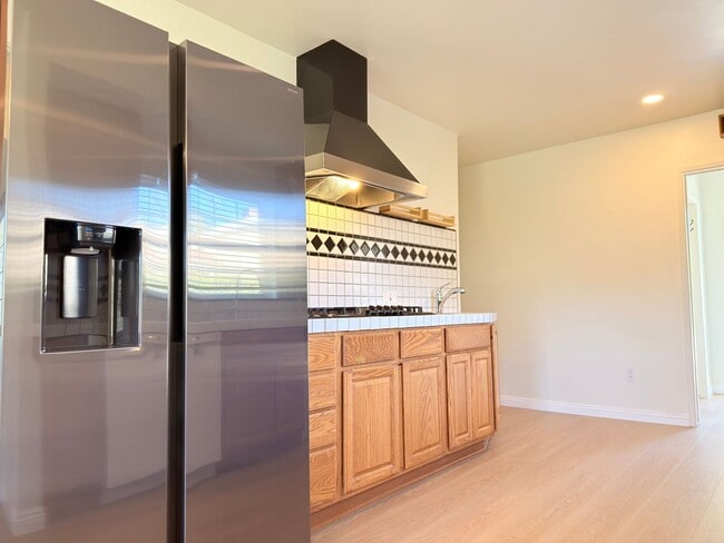 Building Photo - Stunning 4-Bedroom Home in Quiet North Hills