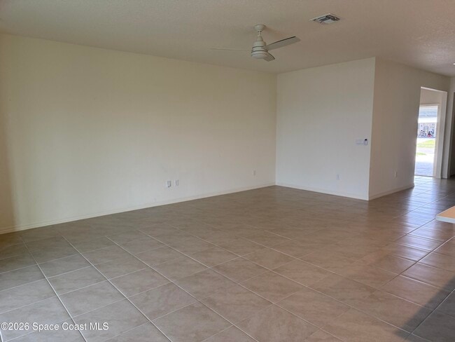 Building Photo - 1566 Criswell Ln SE