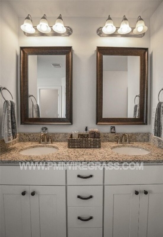 Building Photo - 524 Paxton Lp