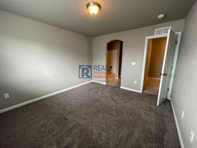 Building Photo - 4273 Perryville Pt