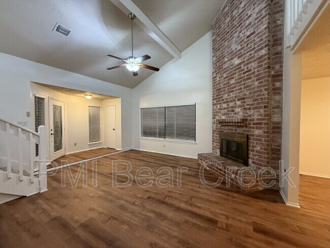 Building Photo - 9618 Yearling Cir