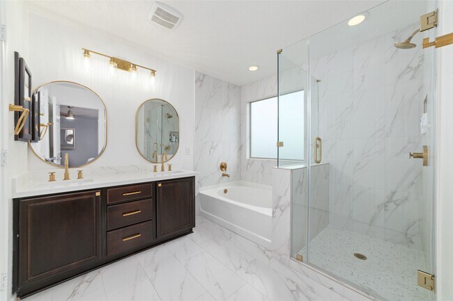 Building Photo - 21482 Biscayne Valley Ln