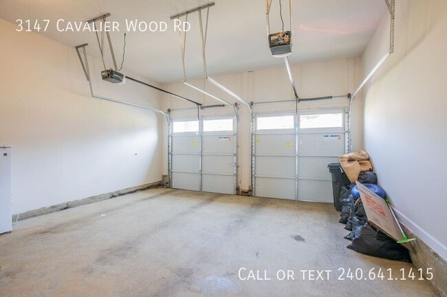 Building Photo - 3147 Cavalier Wood Rd