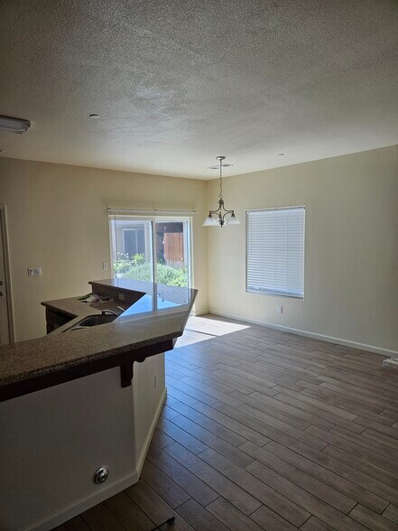 Building Photo - 2159 Bella Oaks Dr