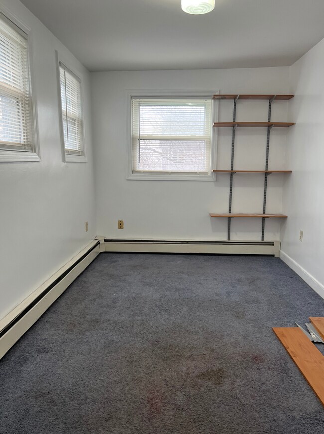 Building Photo - 55 Leyden St