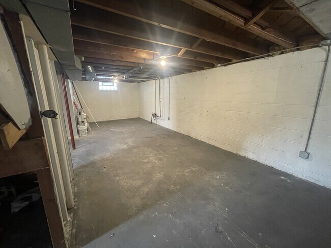 Building Photo - 1262 Minnehaha Ave E