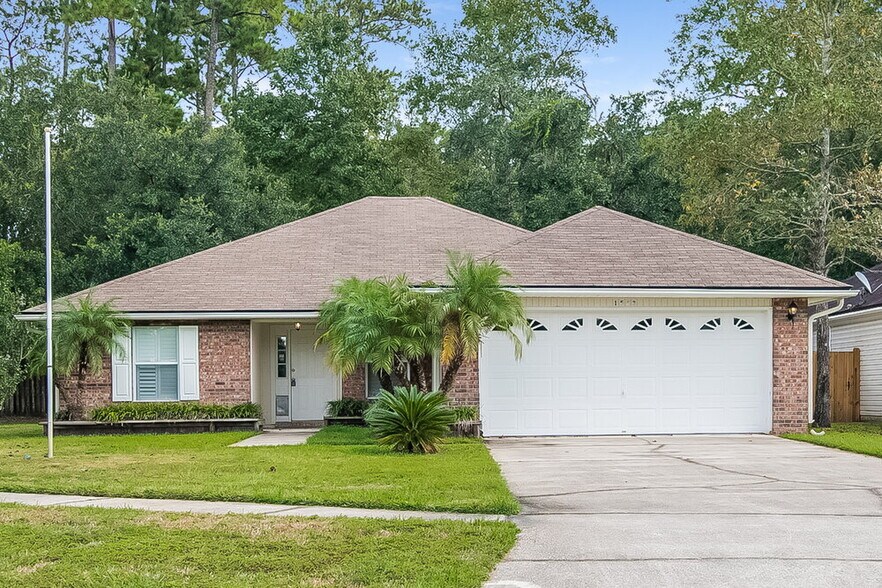 Primary Photo - 1563 Bay Harbor Dr