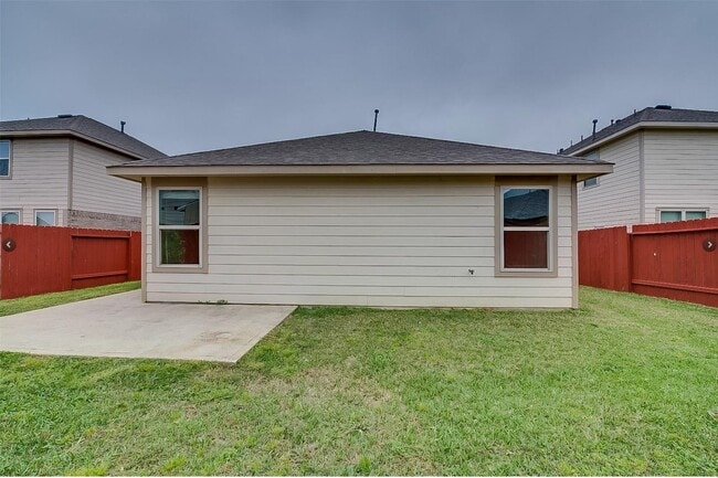 Building Photo - 8314 Broadleaf Ave