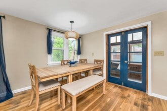 Building Photo - 17 Basin Rd