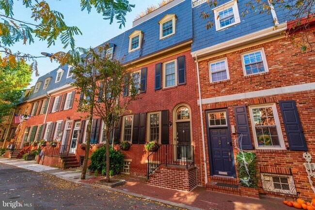 Building Photo - 1230 Rodman St