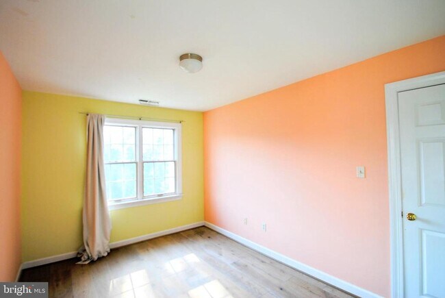 Building Photo - 1506 Chain Bridge Ct