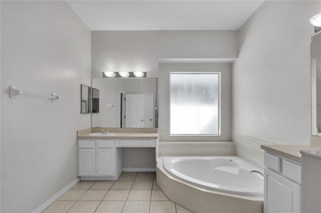 Building Photo - 18108 Sugar Brooke Dr