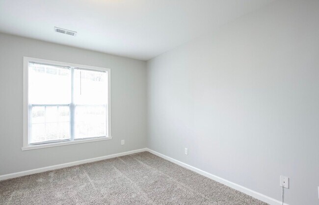 Building Photo - 1210 Waterlyn Dr