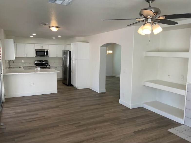 Building Photo - 3320 Twin Bridges Ct